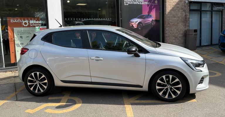 Used Renault Clio WF23UXB 3
