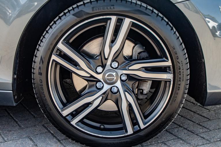 Used Volvo V40 WA68NWM 21