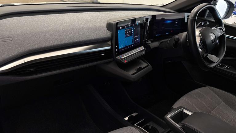 Used Renault Megane E-Tech RJ23HSL 2