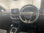 Ford FIESTA Photo 32