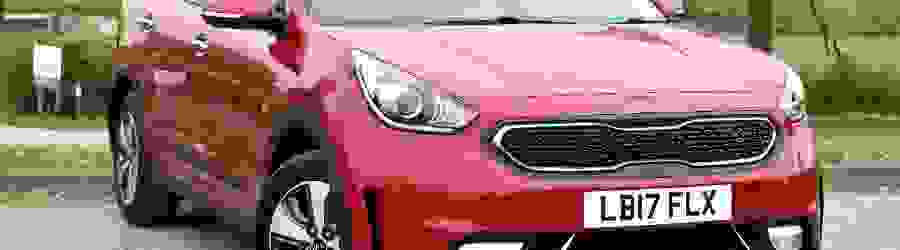 Used 2017 Kia Niro 1.6 GDi 2 Temptation Red at Kia Motors UK