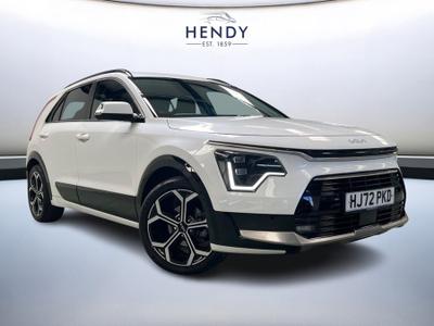 Used 2022 Kia Niro 1.6 GDi HEV 3 White Pearl at Kia Motors UK