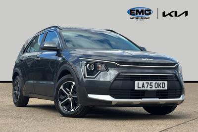 Used 2025 Kia Niro 1.6 GDi HEV PURE Interstellar Grey at Kia Motors UK