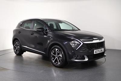 Used 2025 Kia Sportage 1.6 T-GDi HEV 3 Phantom Black at Kia Motors UK
