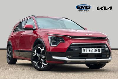 Used 2022 Kia Niro 1.6 GDi HEV 4 Runway Red at Kia Motors UK