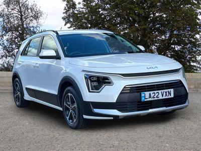 Used 2022 Kia Niro 1.6 GDi HEV 2 White Pearl at Kia Motors UK