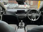 Kia XCeed Photo 1