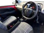 Peugeot 108 Photo 10