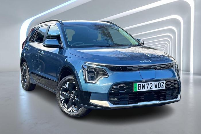 Kia Niro 64.8 kWh 3 in Mineral Blue £26,034