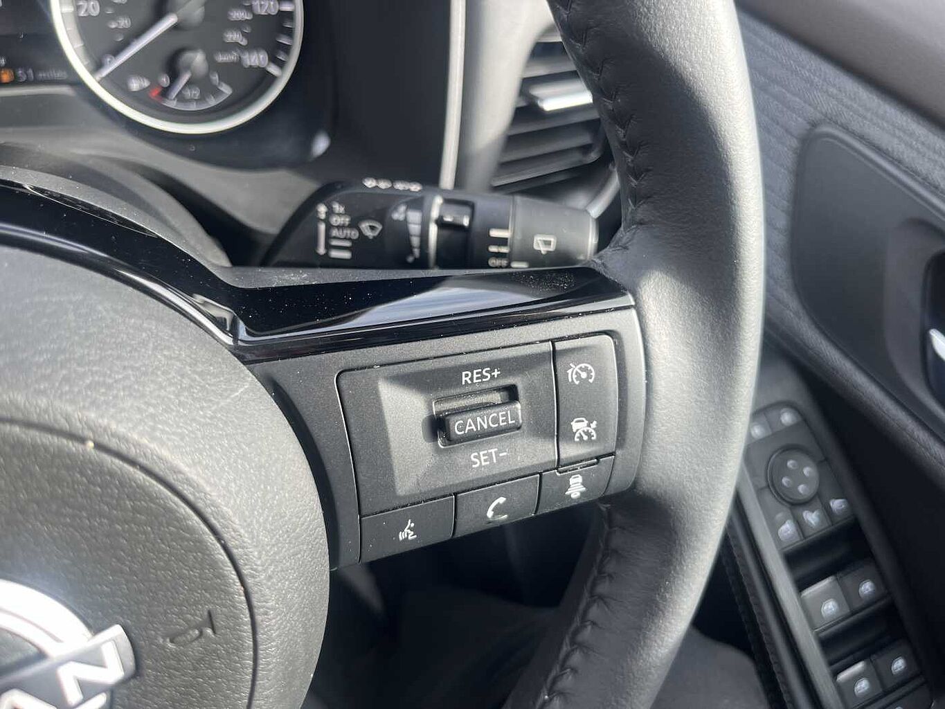 Nissan X-trail Station Wagon Photo 26
