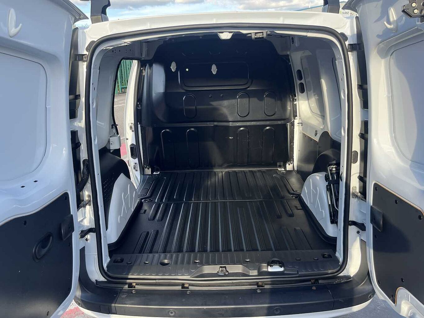 Nissan Nv250 L1 Photo 11