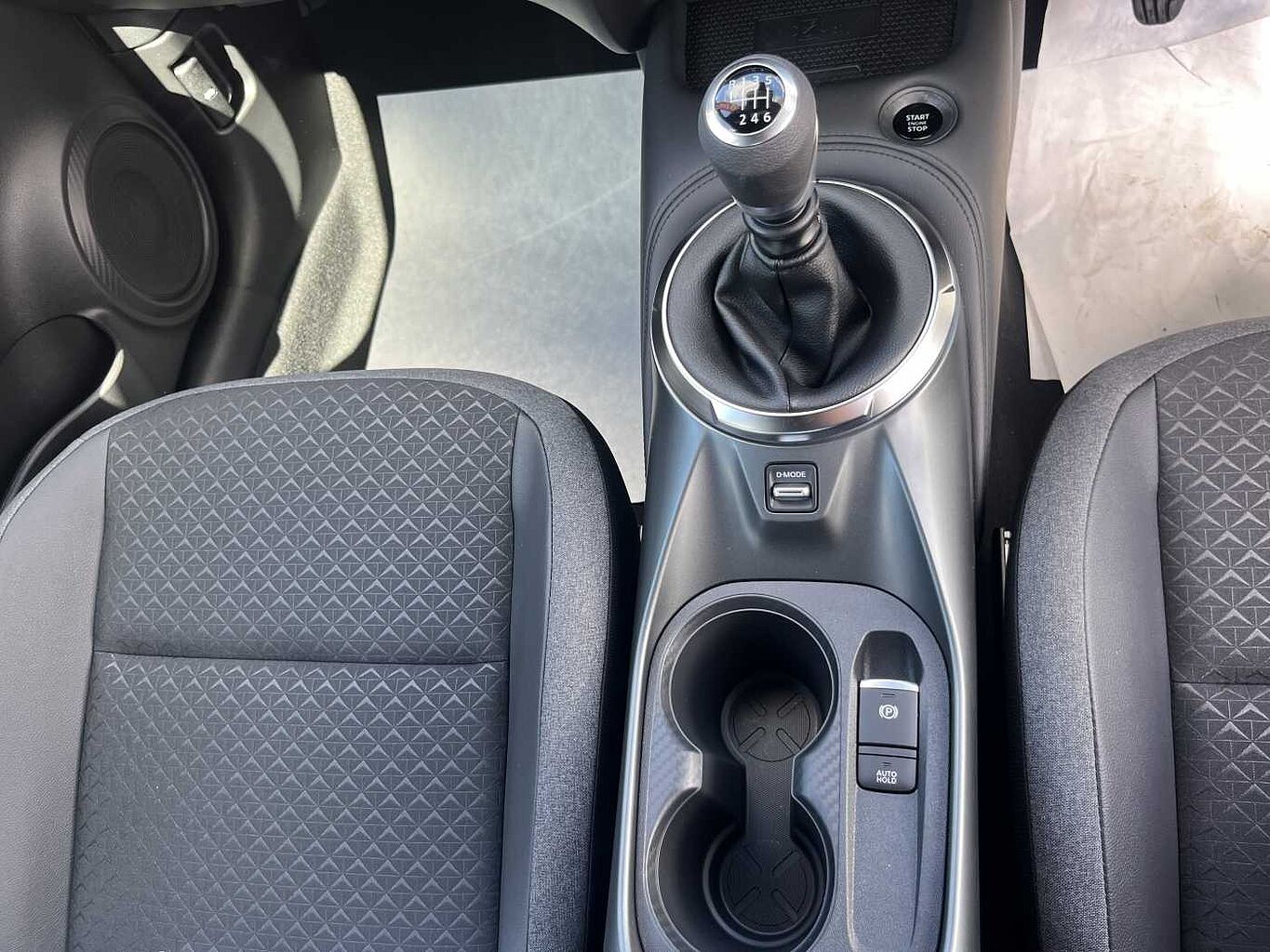 Nissan Juke Photo 18