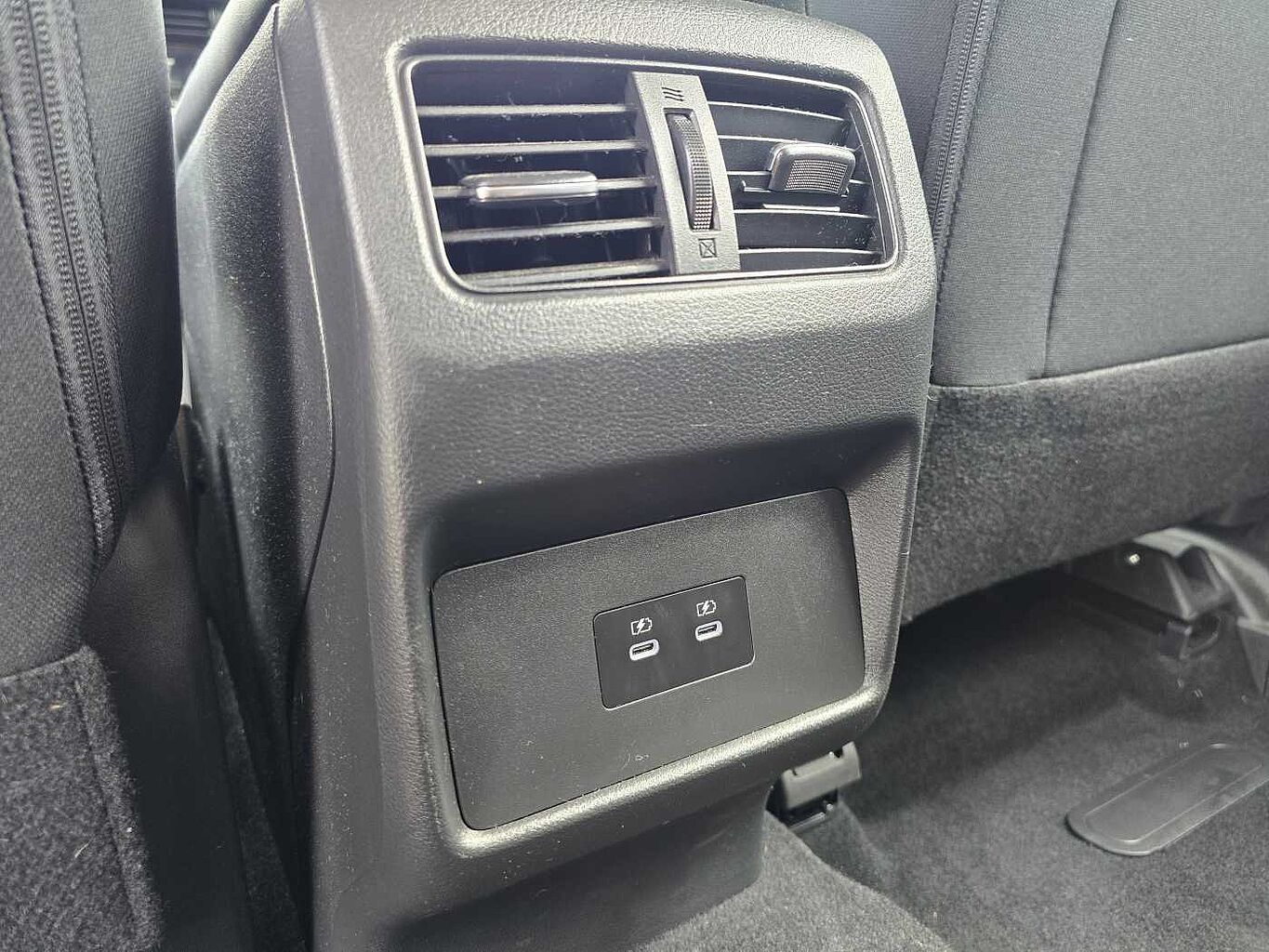 Nissan X-trail Station Wagon Photo 13