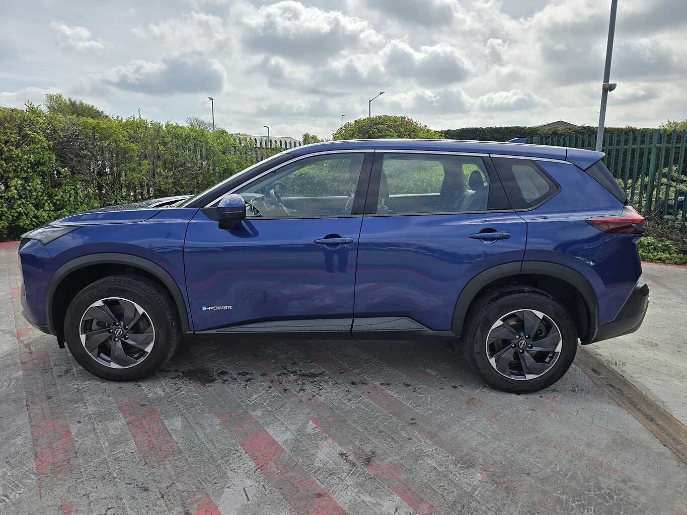 Nissan X-trail Station Wagon Photo 9