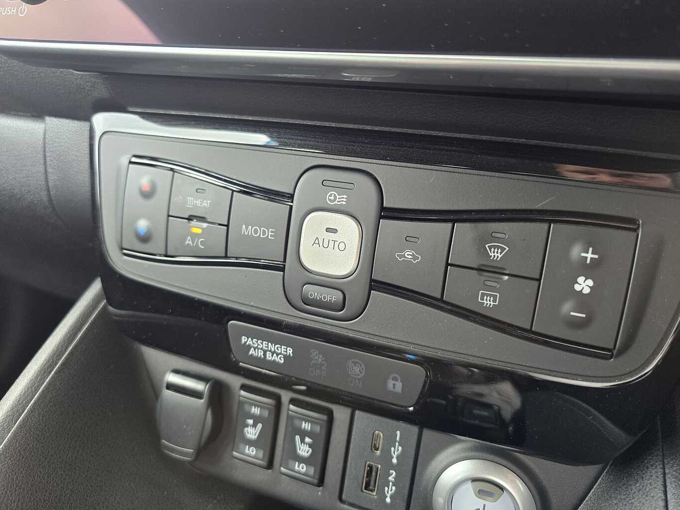 Nissan Leaf Photo 29