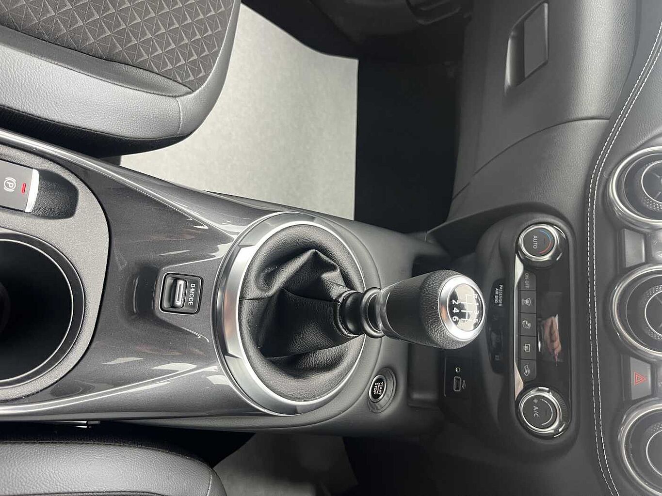 Nissan Juke Photo 26