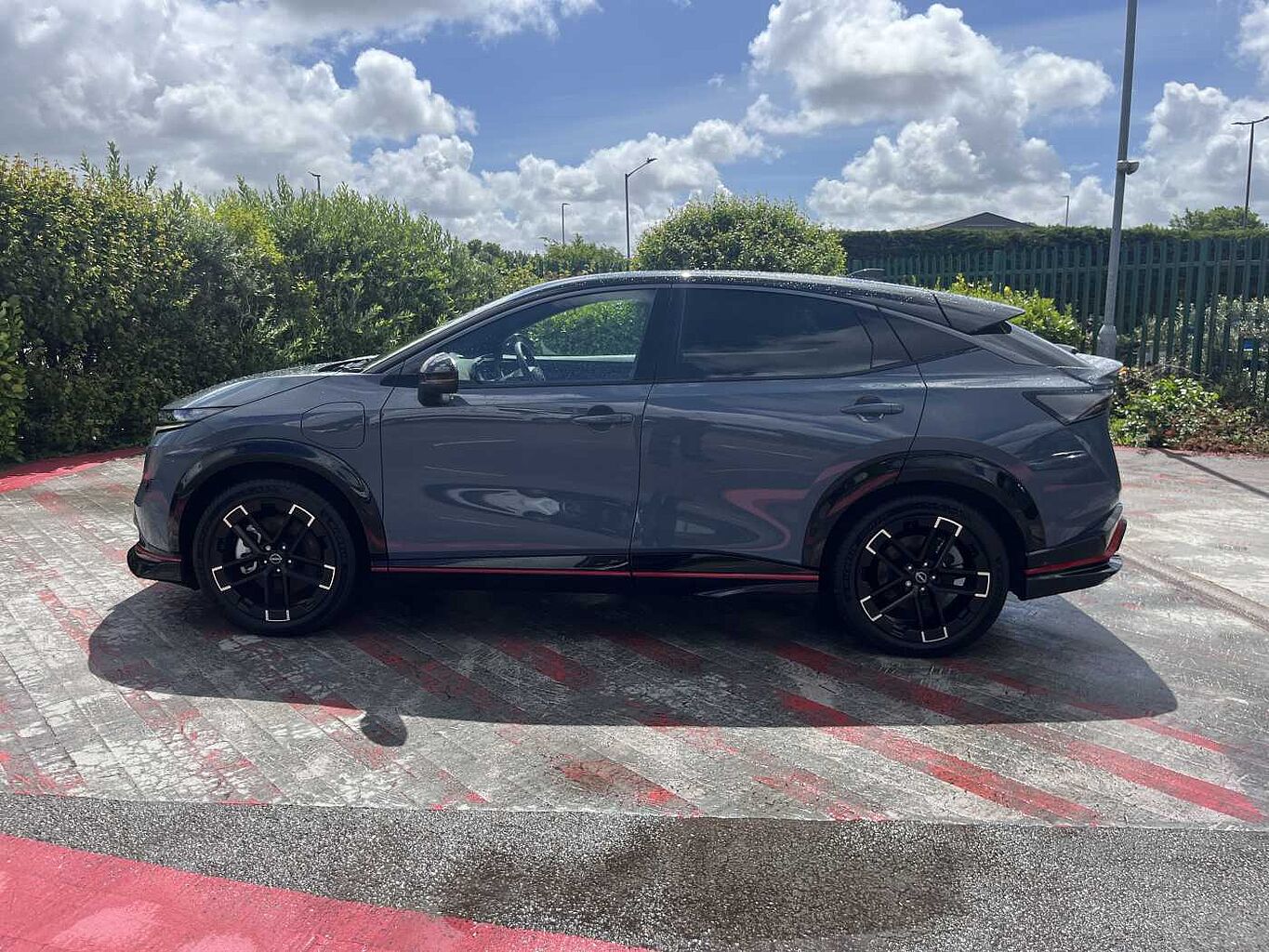 Nissan Ariya Photo 7