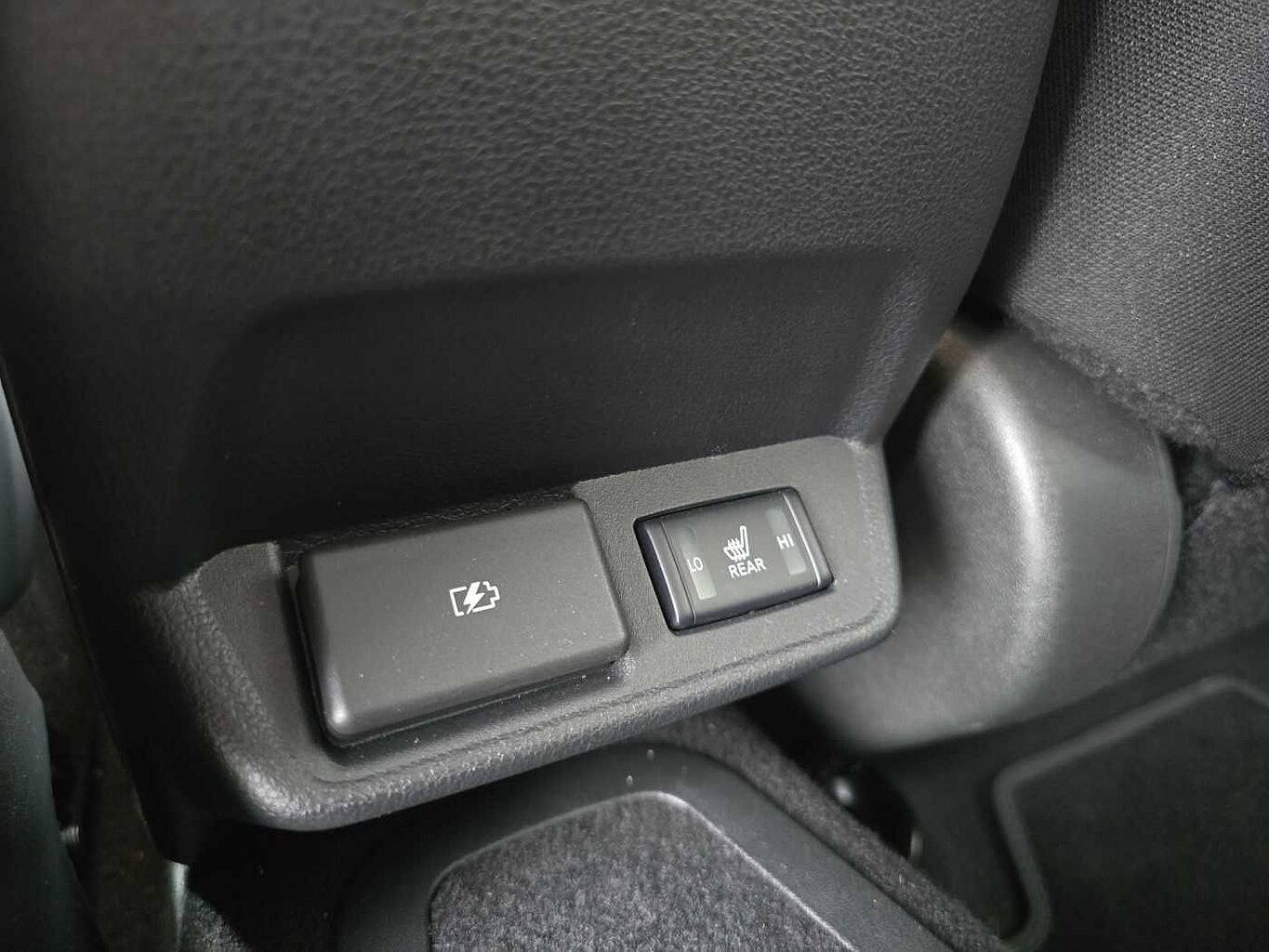 Nissan Leaf Photo 16