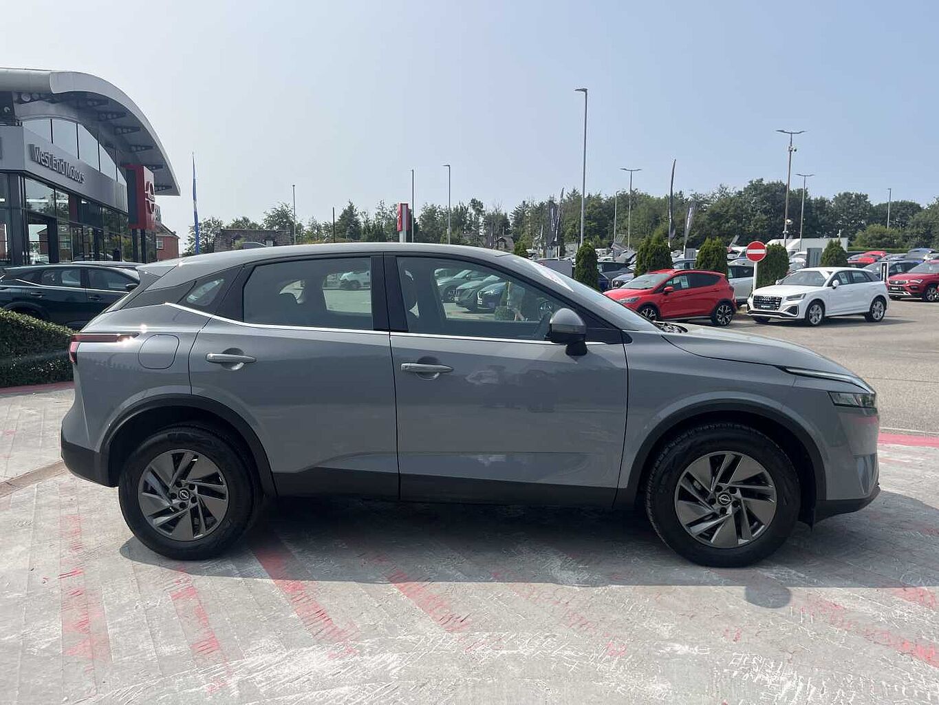 Nissan Qashqai Photo 1