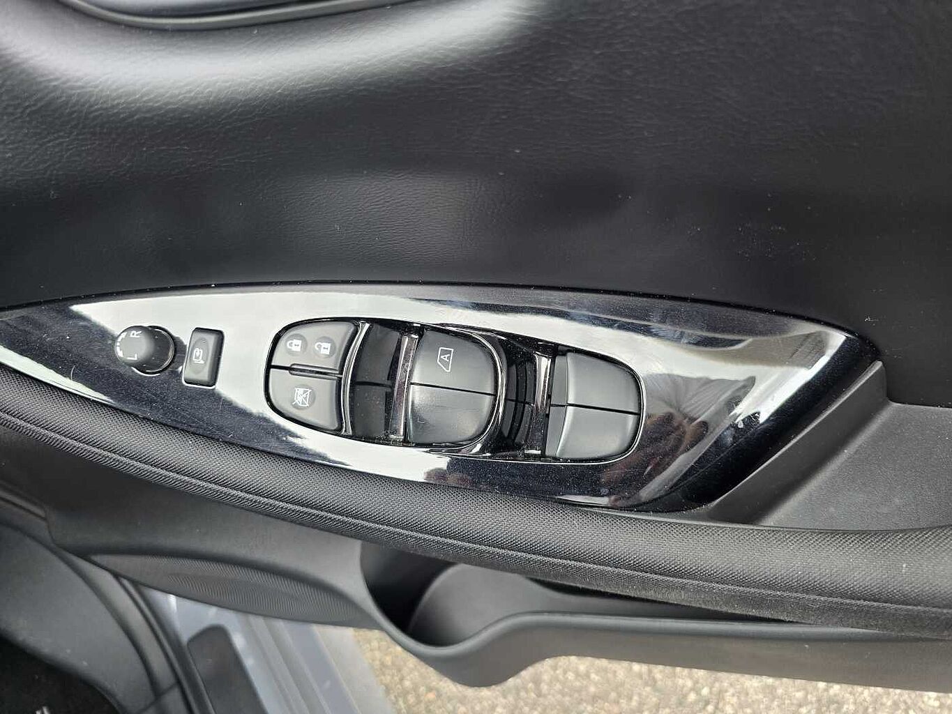 Nissan Leaf Photo 19