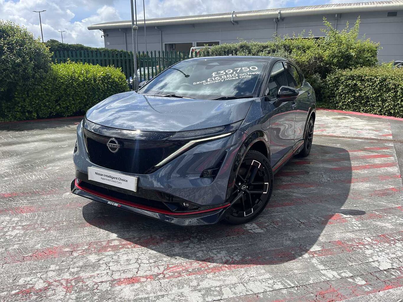 Nissan Ariya Photo 2