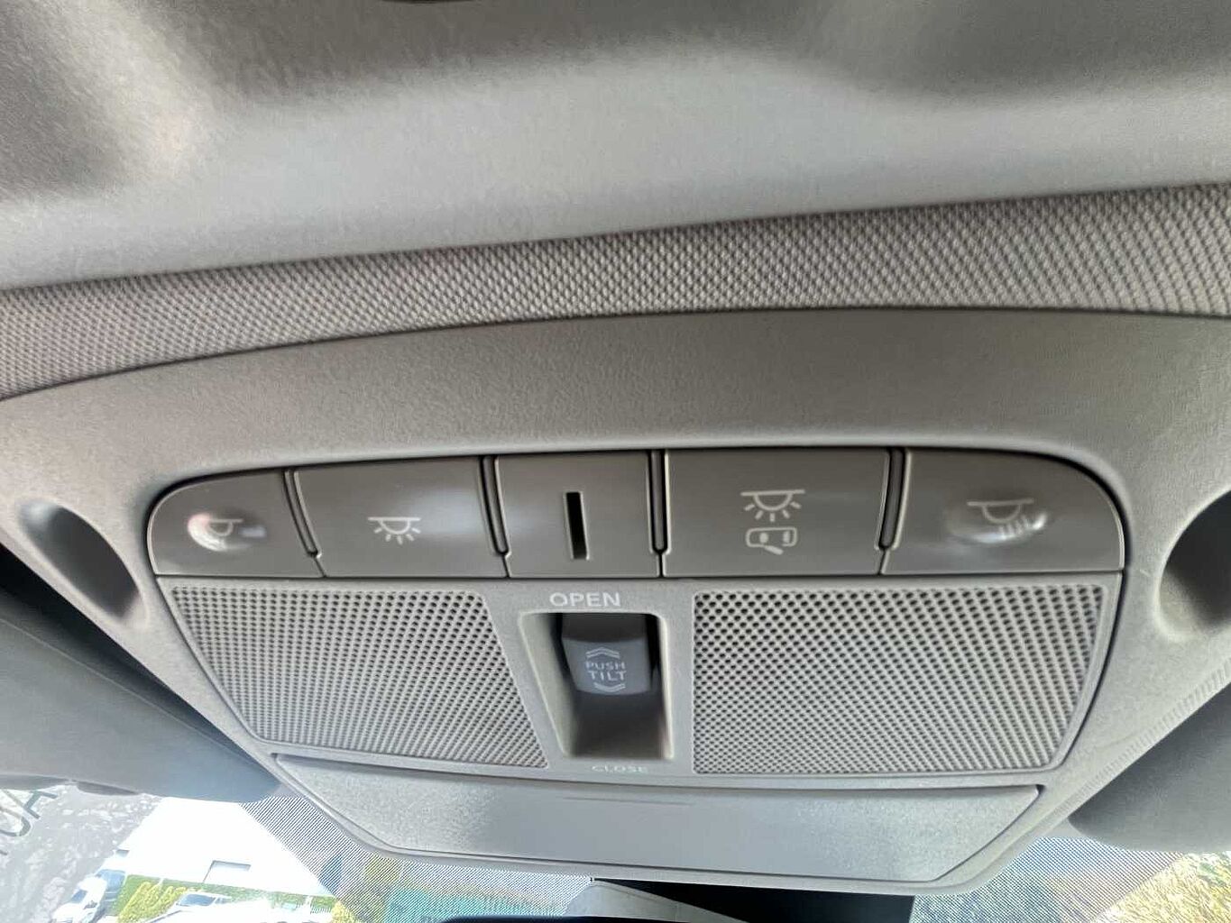 Nissan X-trail Station Wagon Photo 15