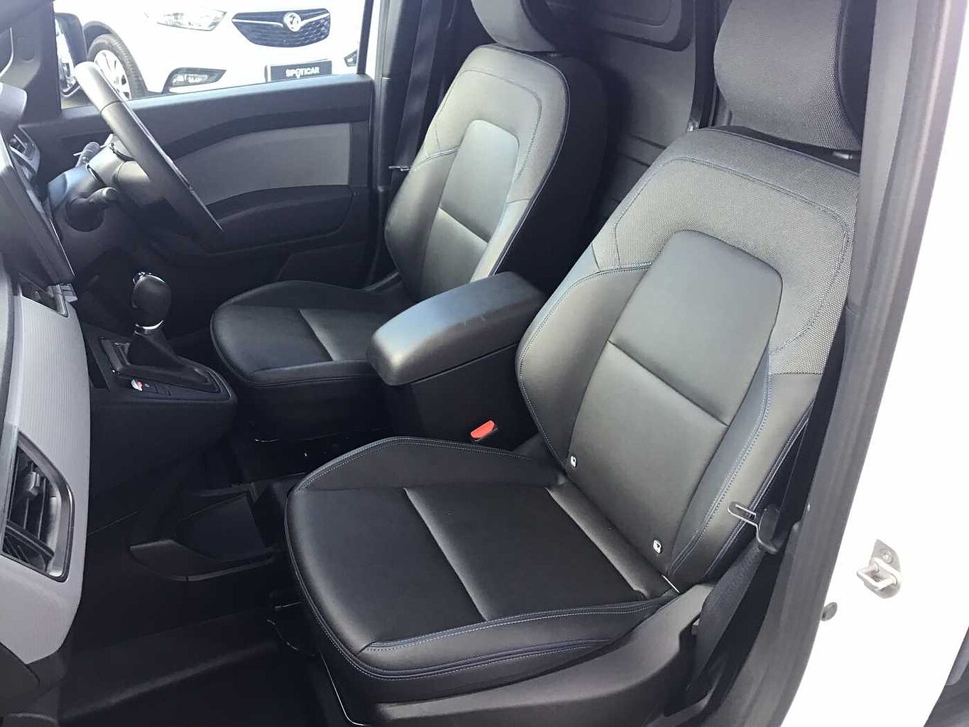 Nissan Townstar Photo 6