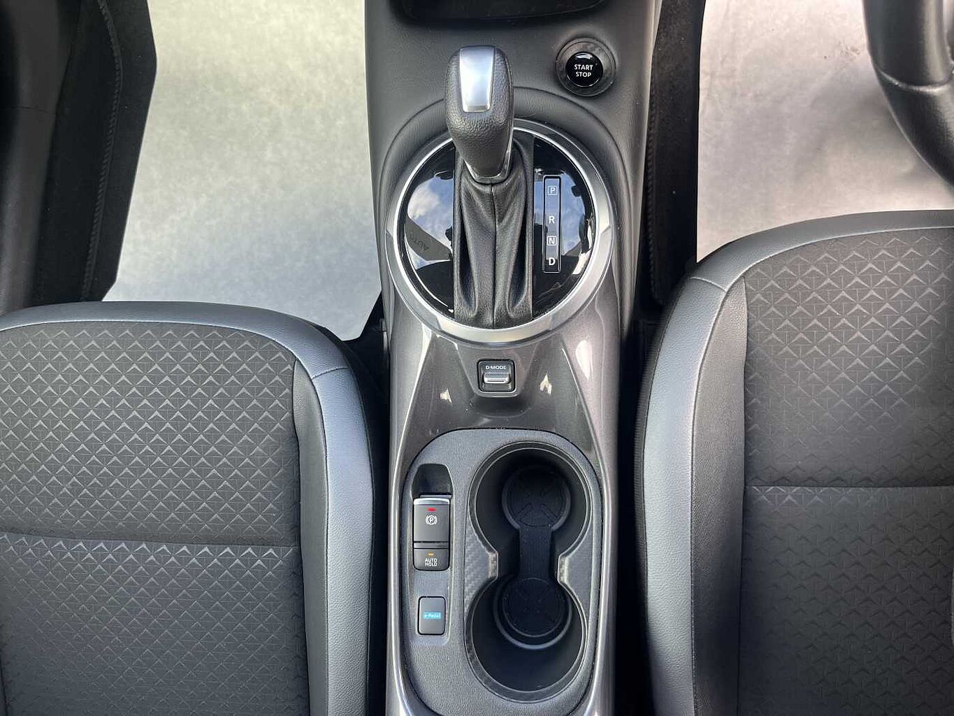Nissan Juke Photo 24