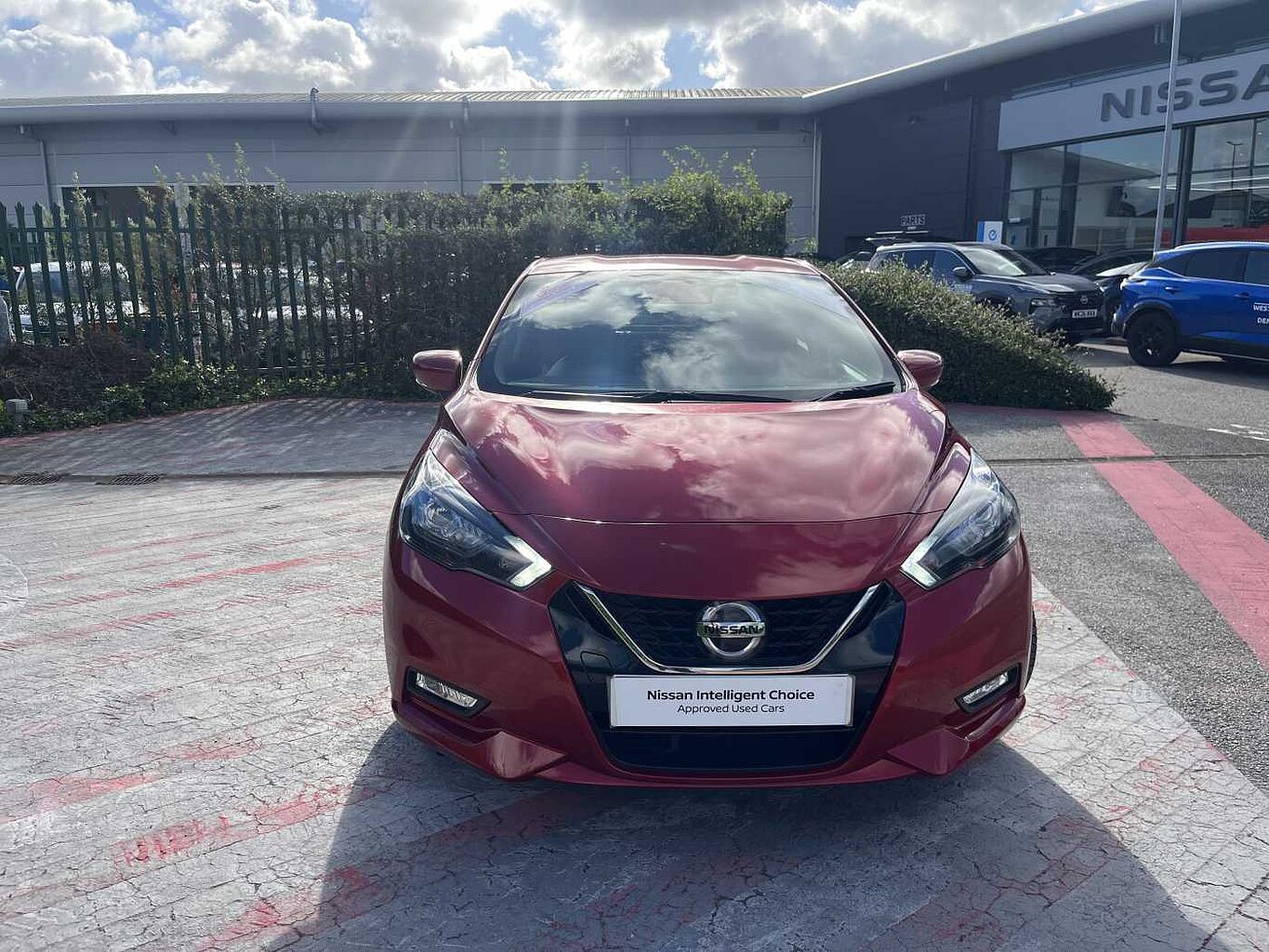 Nissan Micra Photo 1