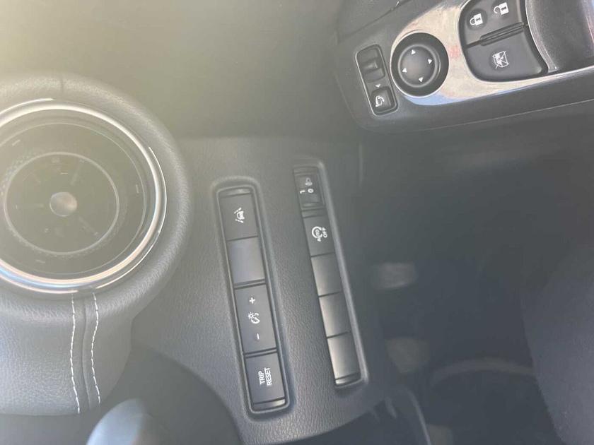 Nissan Juke Photo mod-db8f836293d74fb7ae403921bc522f0c8b9a015d.jpg