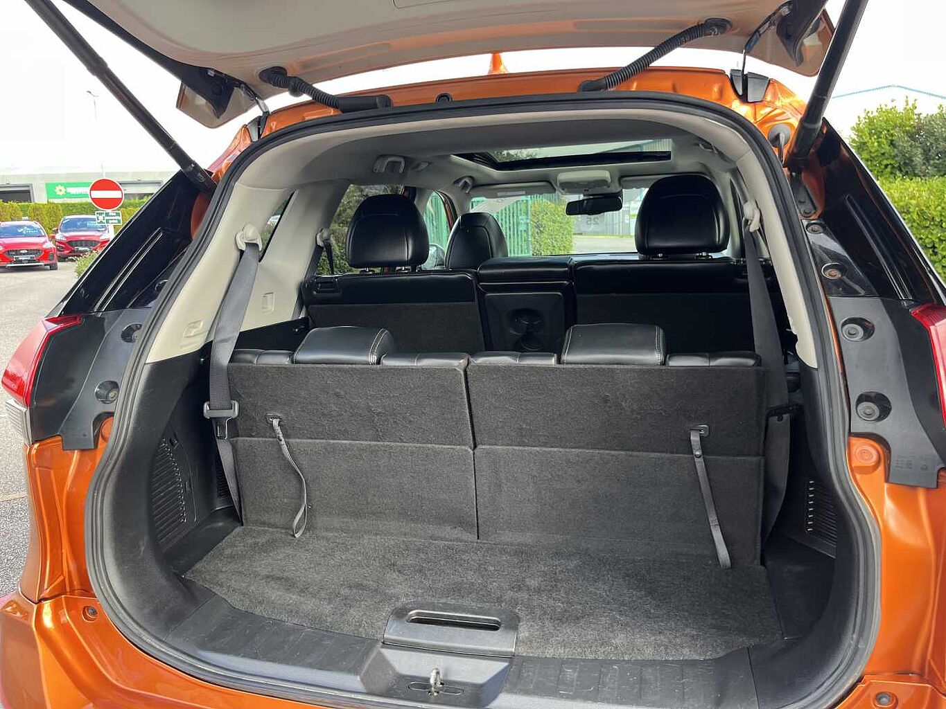 Nissan X-trail Station Wagon Photo 16