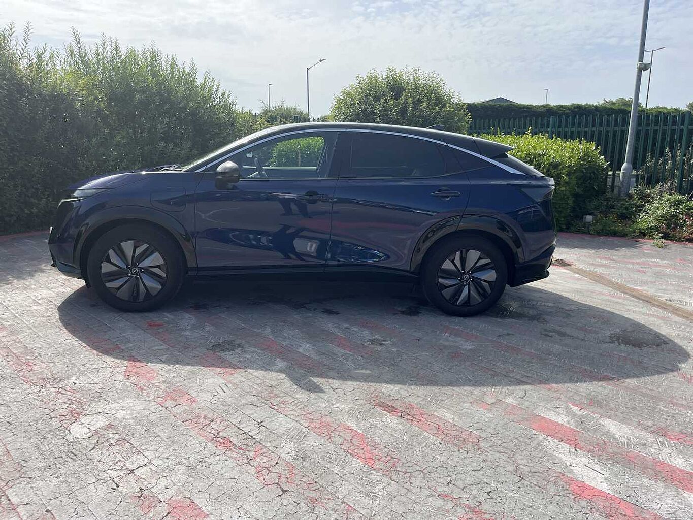 Nissan Ariya Photo 8
