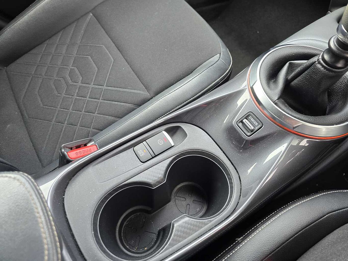 Nissan Juke Photo 25