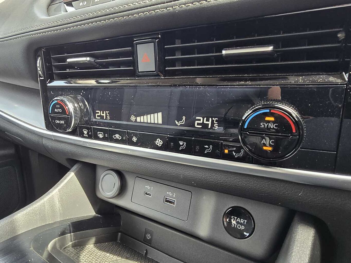 Nissan X-trail Station Wagon Photo 24