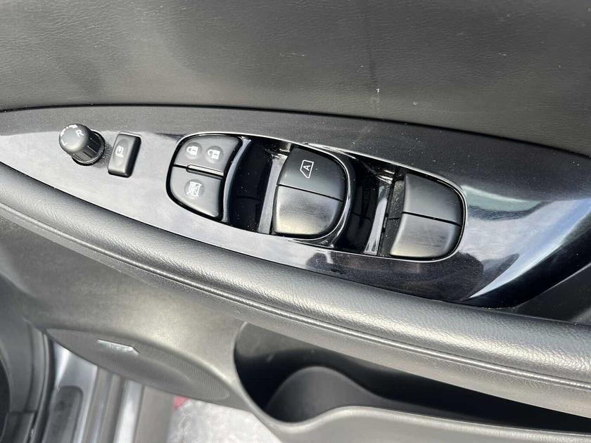 Nissan Leaf Photo mod-f17947a8c7d8d8fb960031dd860ae0714821cc38.jpg
