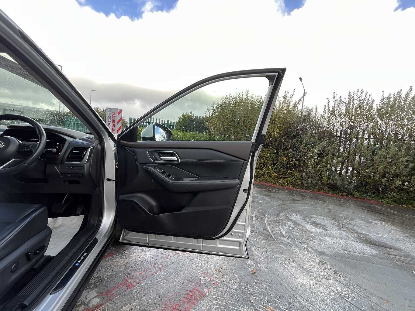 Nissan X-trail Station Wagon Photo 15