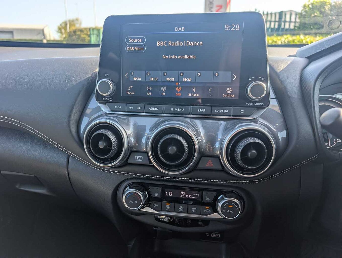Nissan Juke Photo 24