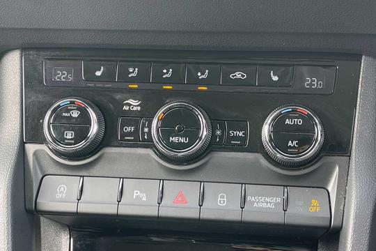 Skoda Karoq Photo modix-01f3377342c57bb56dd6730644f597f6cd370db3.jpg