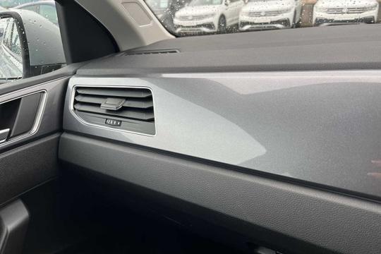 Volkswagen Polo Photo modix-03109a09f7bd88991033ec15379b340e0810d80c.jpg