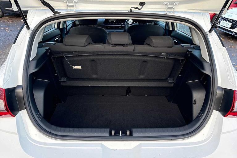 Used Hyundai i20 EF25DXE 10