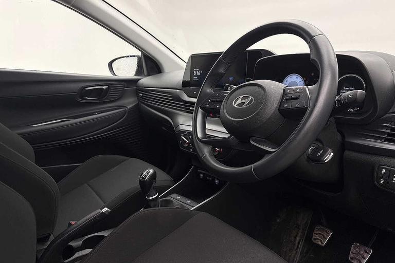 Used Hyundai BAYON ET24PMV 6