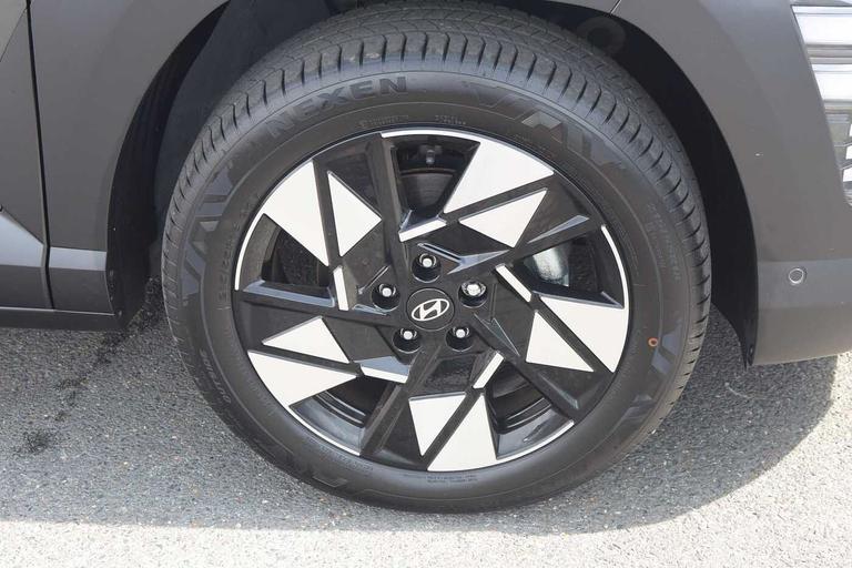Used Hyundai KONA GV26OAZ 5