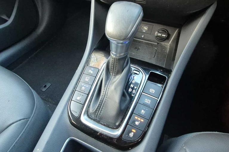 Used Hyundai IONIQ EK70OSA 19