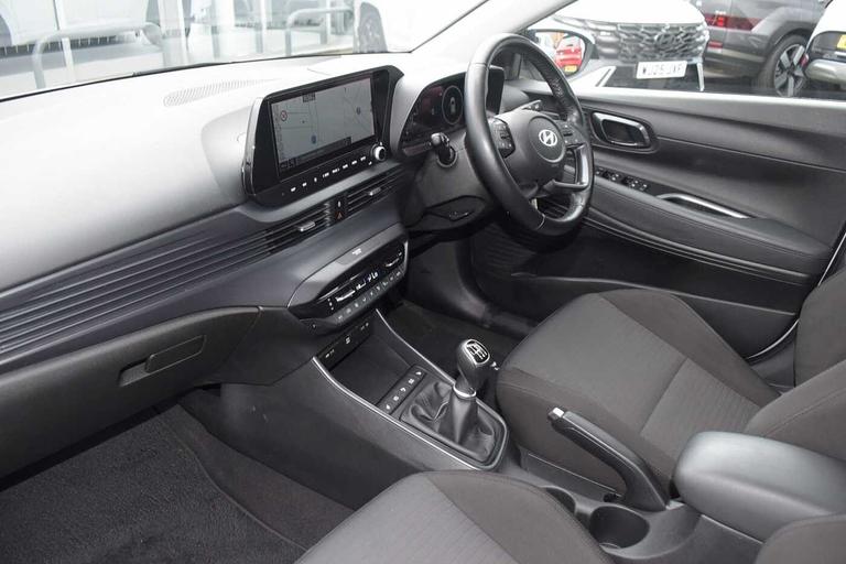 Used Hyundai i20 GY23WPV 11