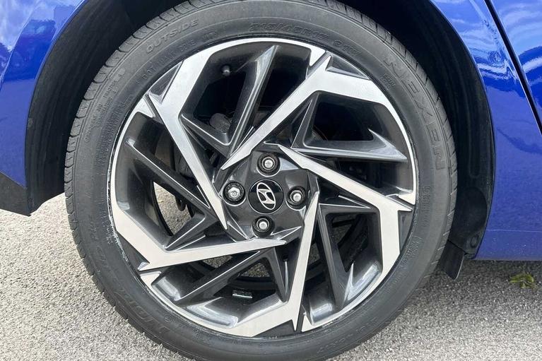 Used Hyundai i20 WR22WTY 9