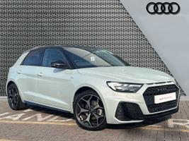 Used 2024 Audi A1 Sportback Black Edition 35 TFSI  150 PS S tronic Dew silver, metallic
