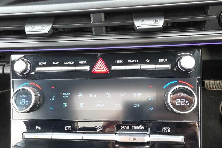 Used Hyundai SANTA FE WV75UGS 13