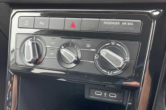 Volkswagen T-cross Photo modix-067e9787abdffd16c08d66287d71100104e99dd2.jpg