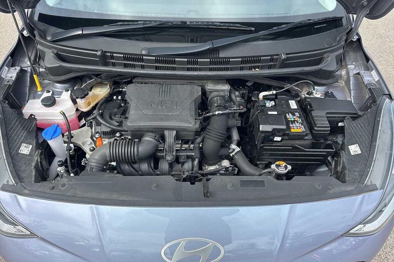Used Hyundai i10 WN73TTE 8