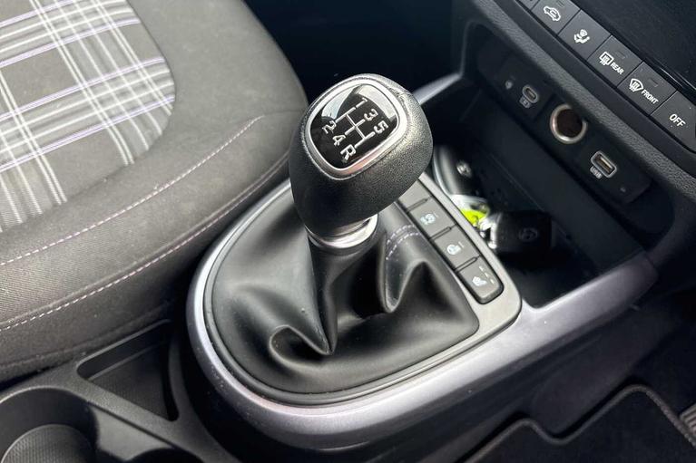 Used Hyundai i10 WN73TTE 7